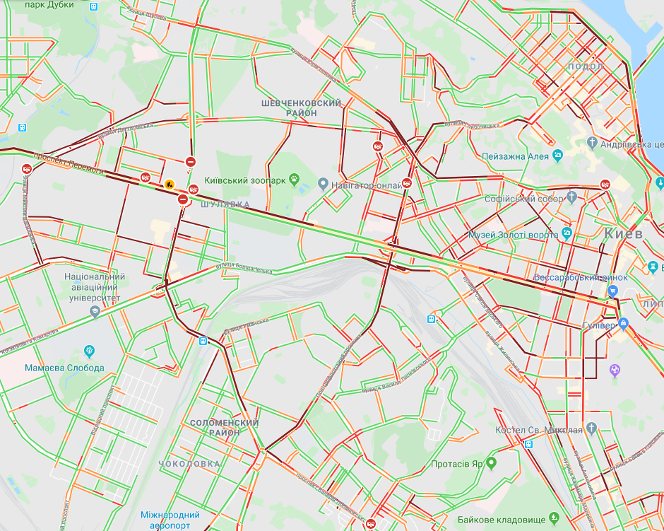 В Киеве образовались многочисленные пробки